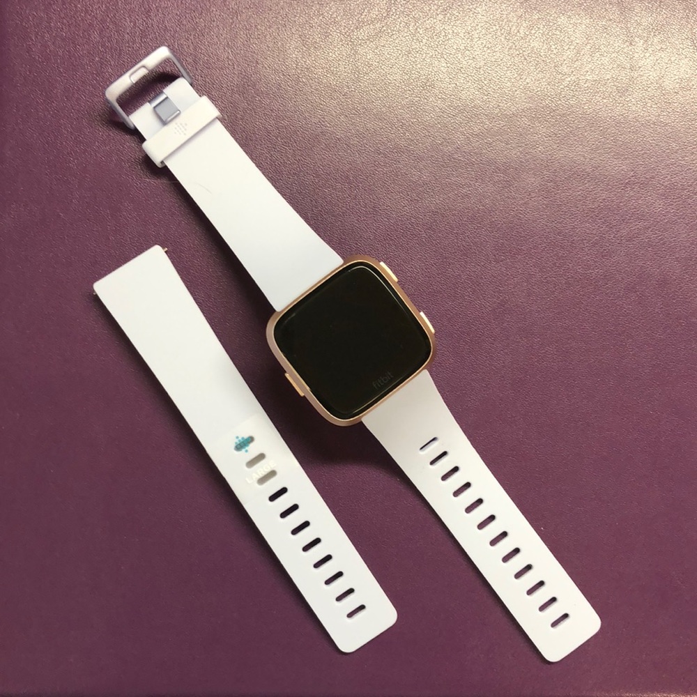 Fitbit Versa Smartwatch Periwinkle/Rose Gold